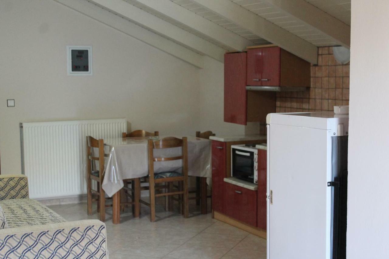Victoria'S Apartments Dilináta Extérieur photo
